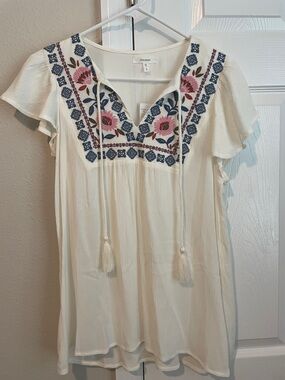 Maurices Cream Blouse with Pink Floral & Navy Embroidery